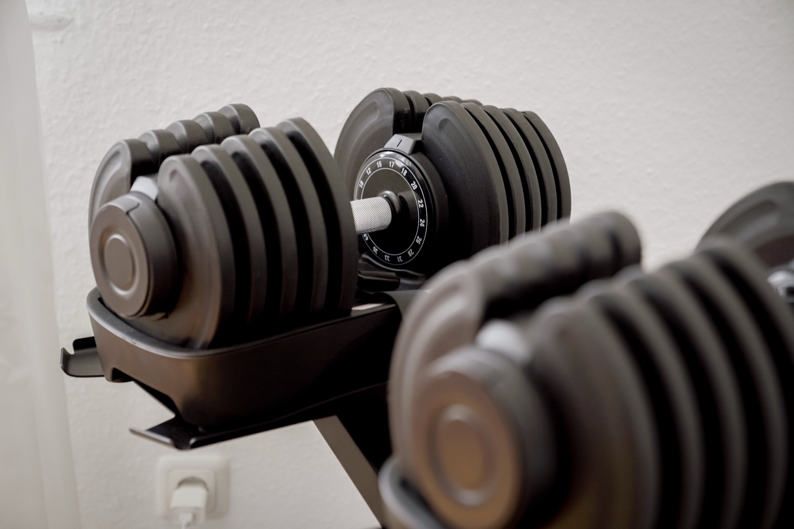 Verstellbare Kurzhanteln im Homegym